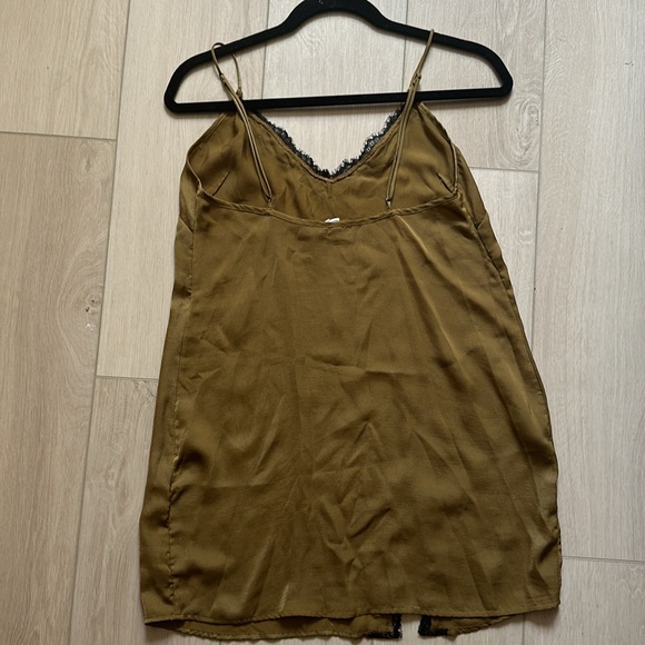 FLASH SALE LACE URBAN OUTFITTERS TUNIC CAMI - size s - Picture 4 of 6